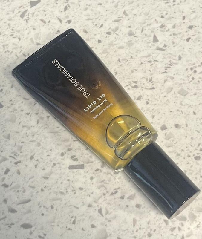 Customer photo for "Lovely oil"