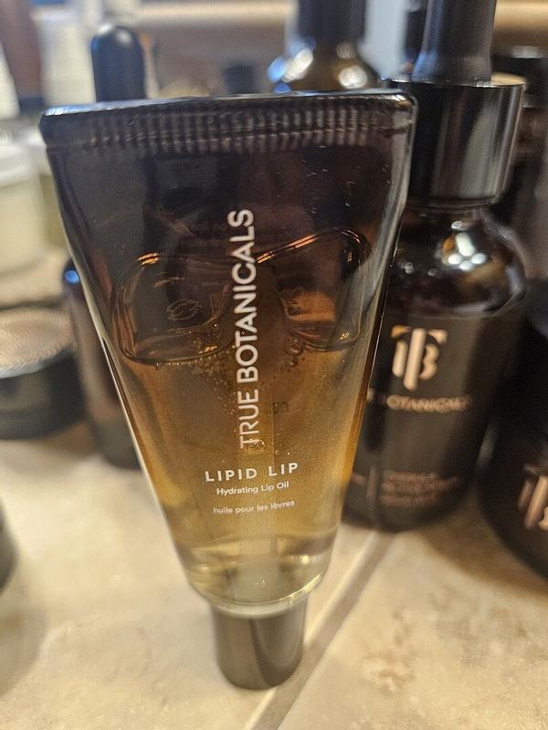 Customer photo for "Fantastic Lip Oil!!!"