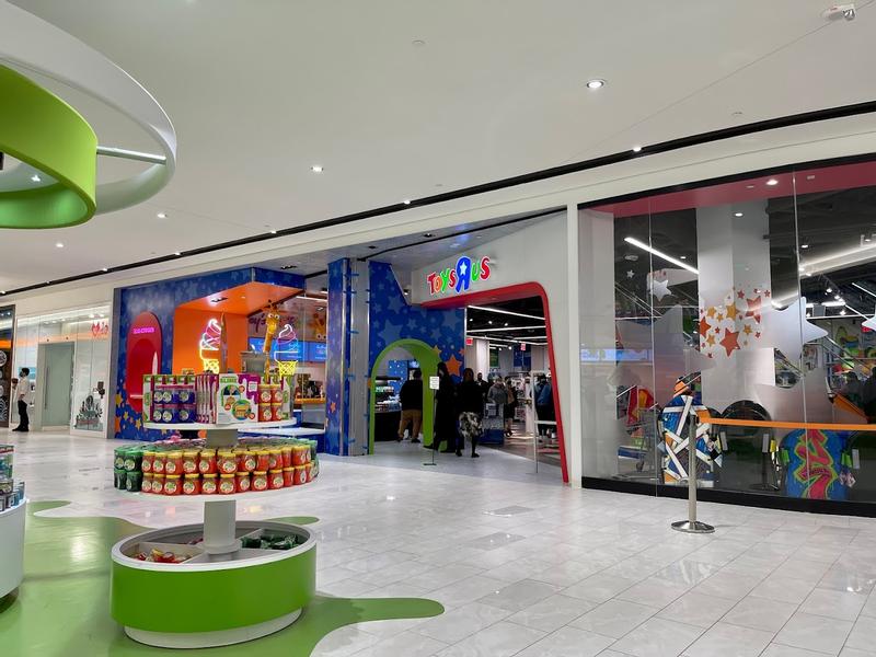 American Dream Mall TRU
