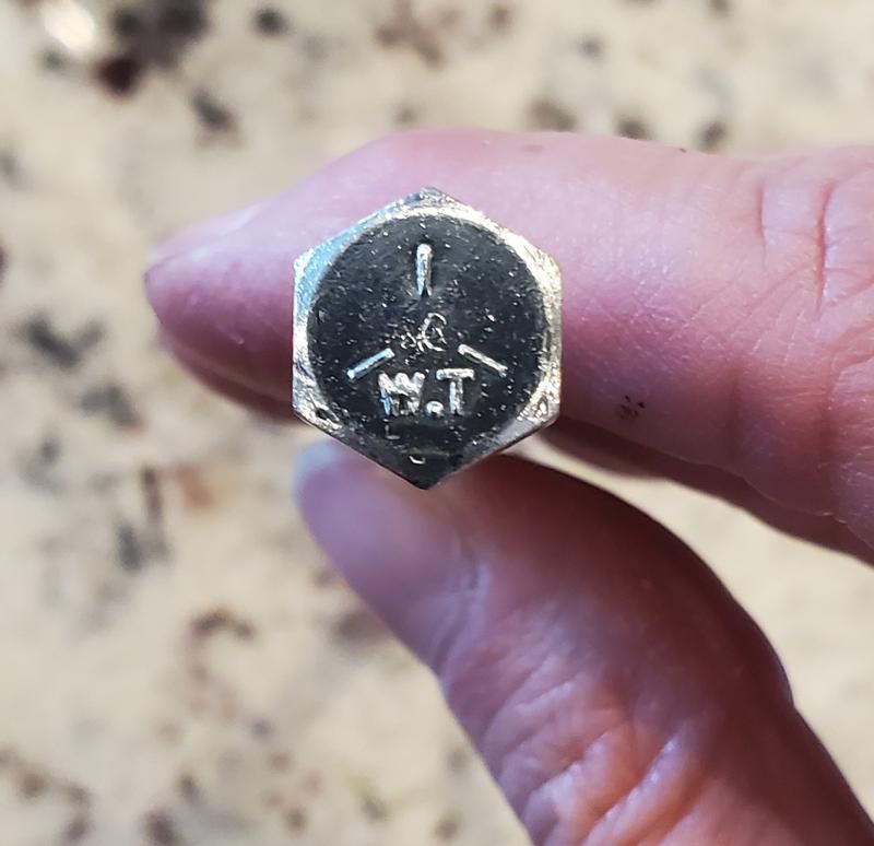 Wrong size bolt- too short