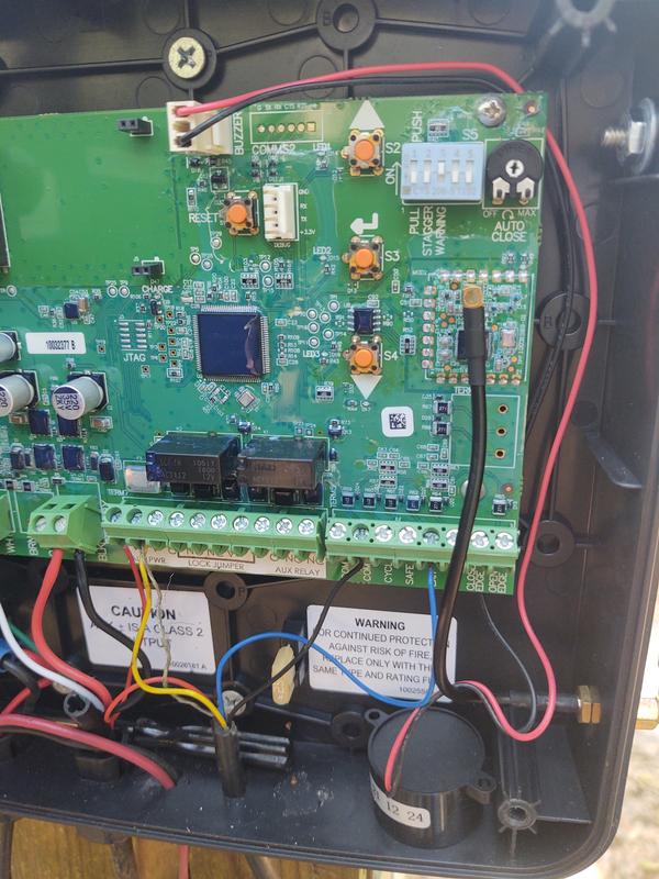 Simple and easy to install and hook up