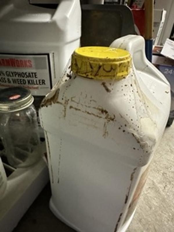 Bottle leak and taped before TSC Shipped