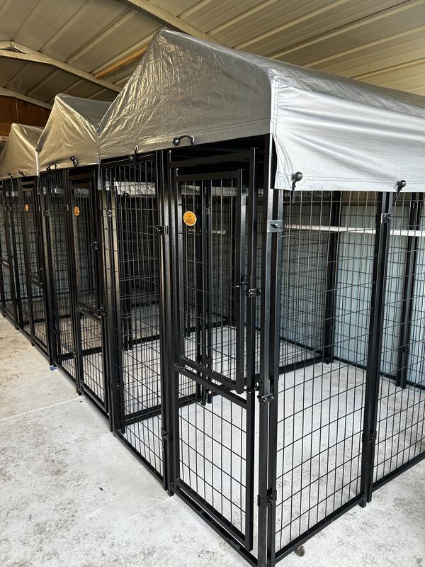 4 kennels fully assembled.