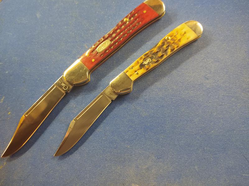 Small (Mini) to large in XXL hand.