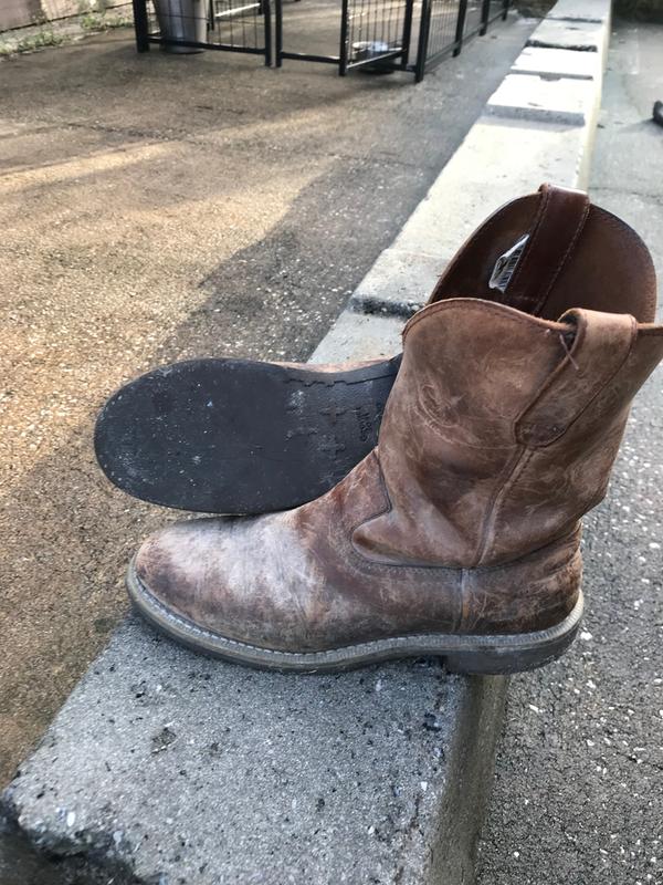 Solid boots