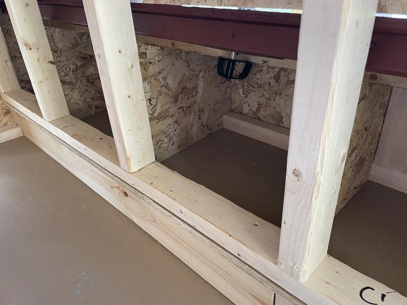 Handle and 1x1 intruding in box