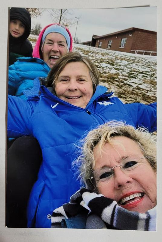 3 Crazies  Sledding