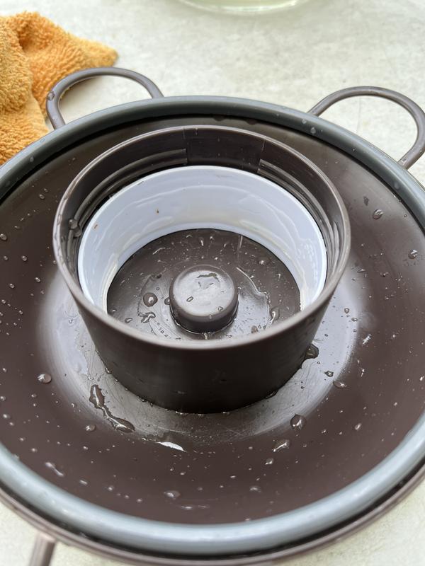 Liner that should not have came off glass feeder and now it’s stuck