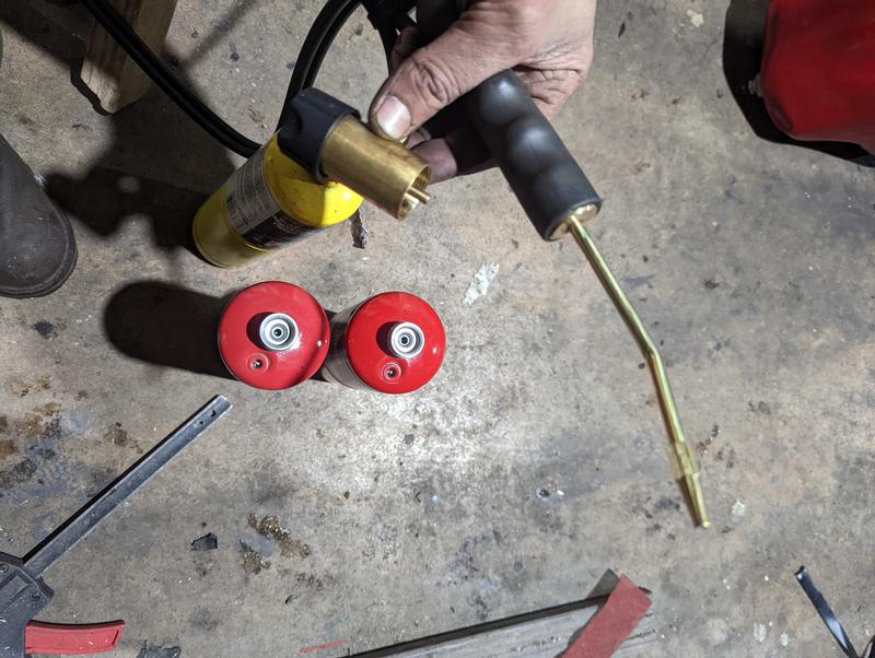 These things are stupid and misleading. Who wants 1.4 oz of oxy?!