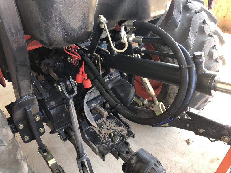 New hydraulic top link will no longer fit onto the original top link rest (hook)..be sure to either modify original or make a new one.