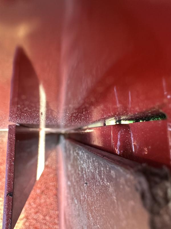This is looking down the liner as it goes down and around the curve of the creep feeder. Liner should be tight to steel so when feed is filled the liner doesn’t allow feed to make it behind and out of the feeder onto the ground. A $1250.00 boat anchor!!!!
