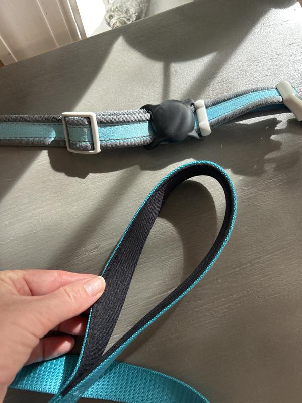 Soft handle makes walks more
Enjoyable