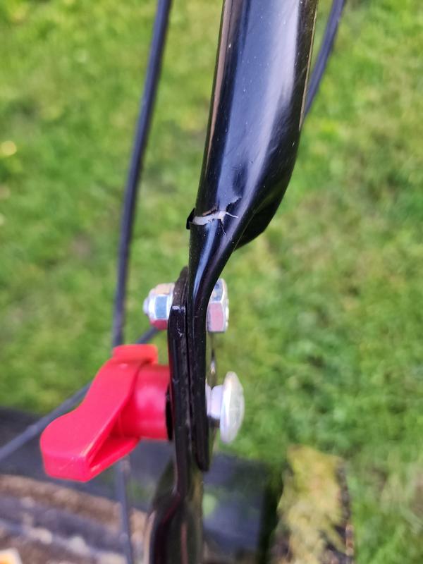 Snapping Handle