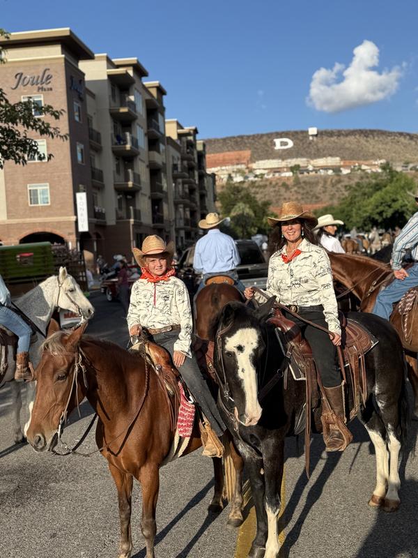 Wore matching shirts for a rodeo parade.