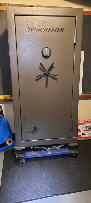 Plenty of space for my Valuables.