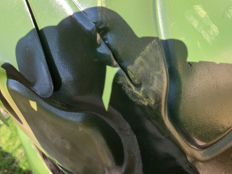 No weld at all. Coming apart in 8 spots.