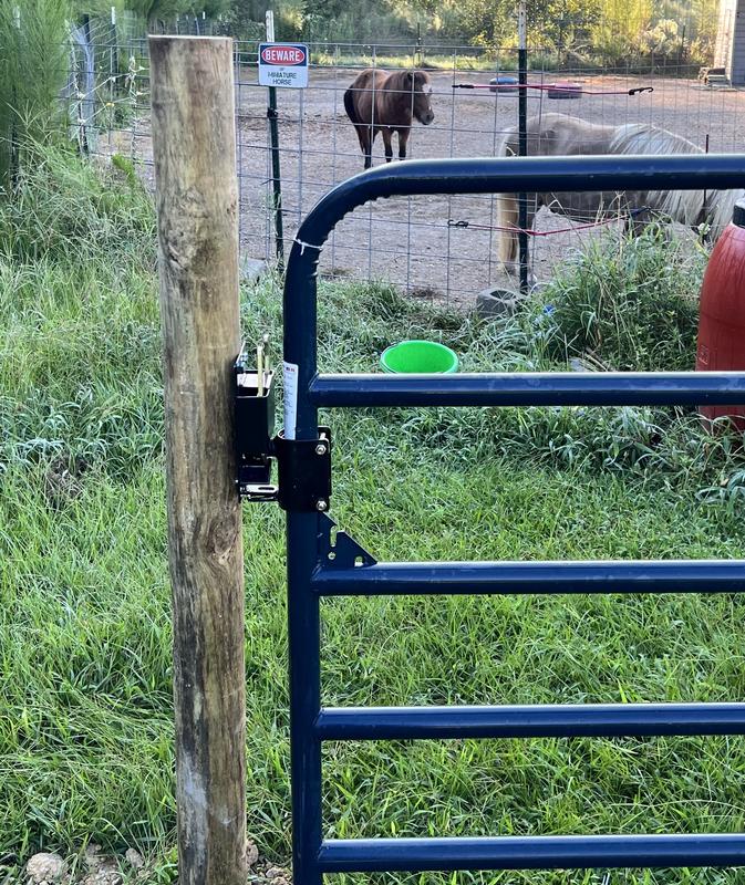 Gate latch on new gate