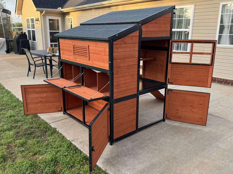 Producer S Pride Defender Chicken Coop