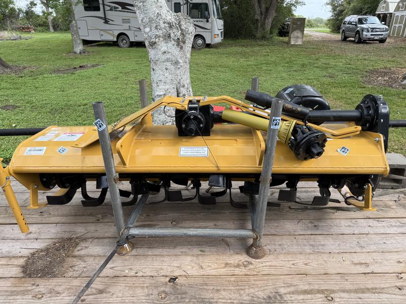 Tiller missing half shaft