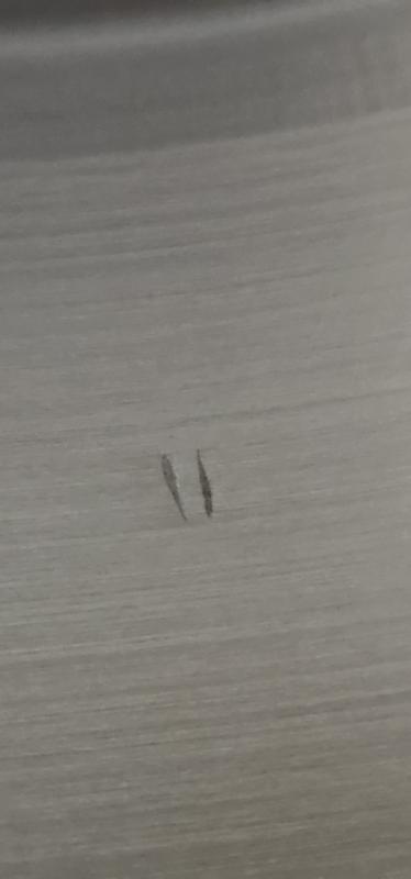 Scratches/dents on the pot