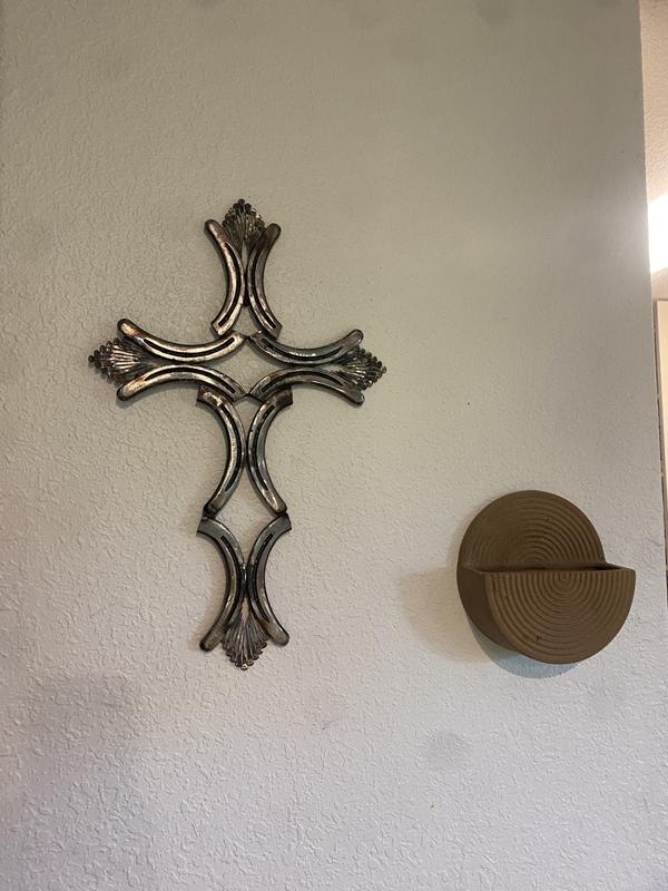 The cross i made with the horseshoes and nails