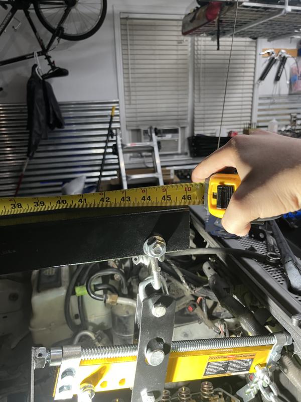 Torin 2 ton from jack bolt to boom end fully extended(1/2 ton position)