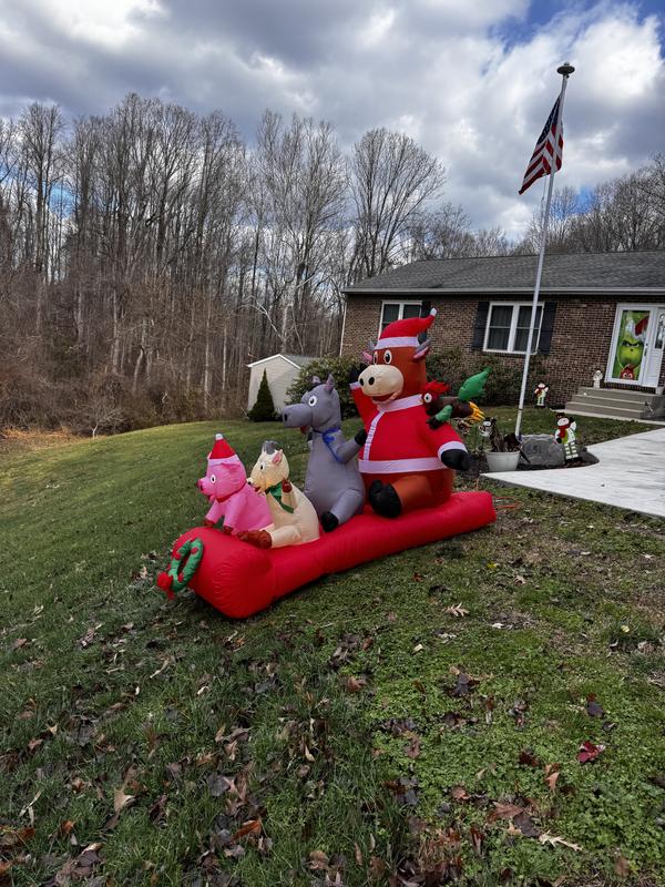 GemmyAirblown-Farm Animals On A Sled Scene-Lg at Tractor Supply Co