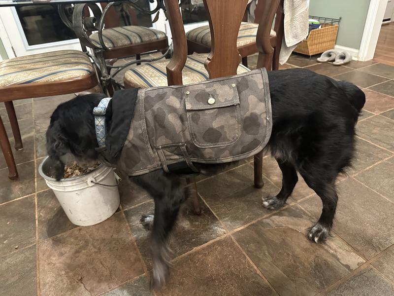 camouflage is medium way too small