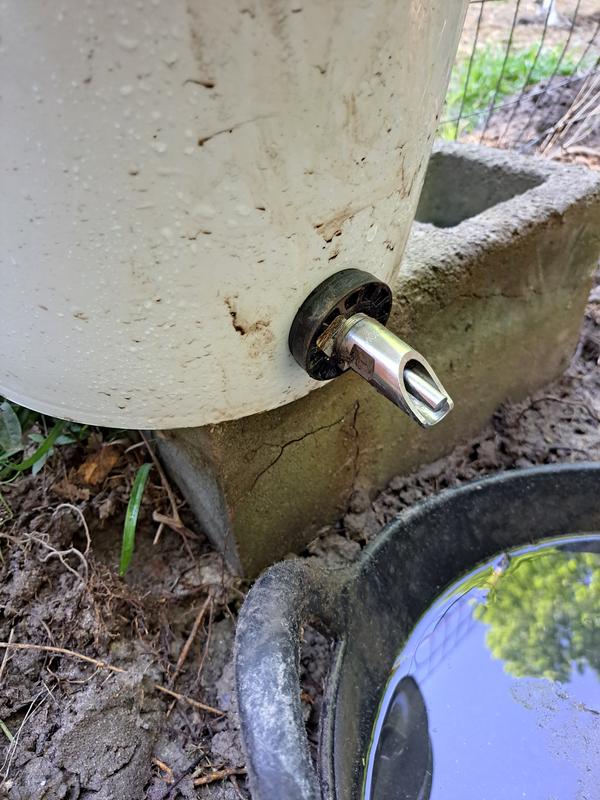 Used with 1/2" pig nipple