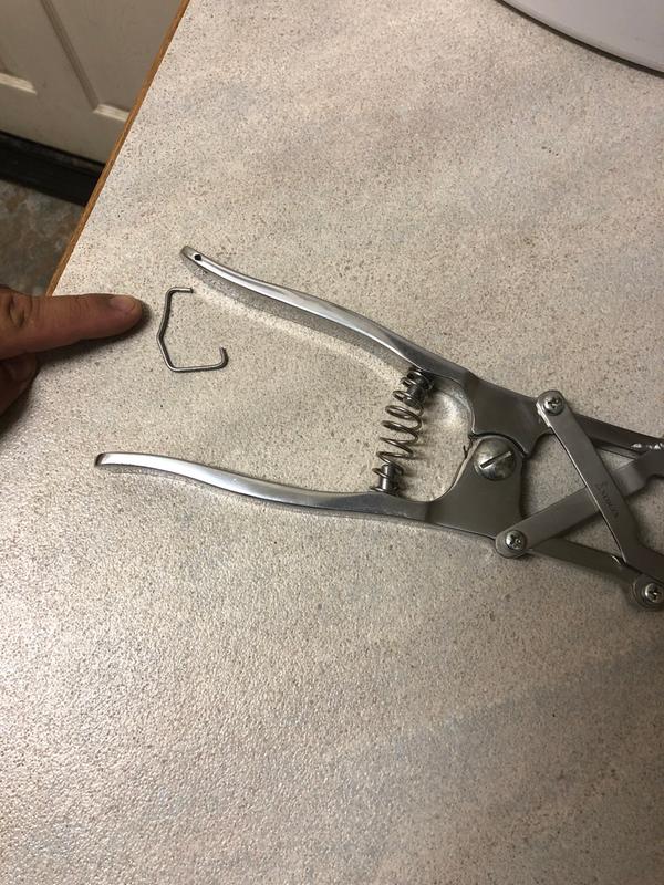 Clip falls out