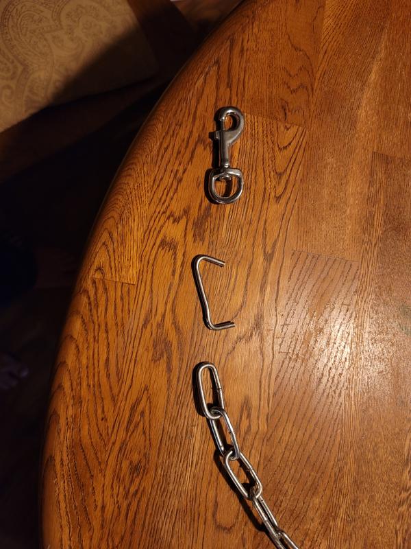 Chain 5 minutes after dog was tired out