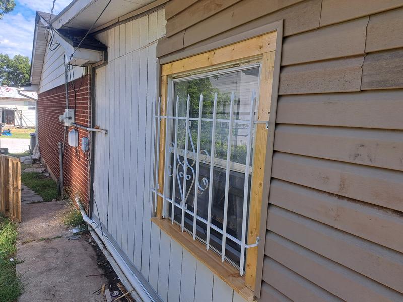 Mounting Brackets (side view)