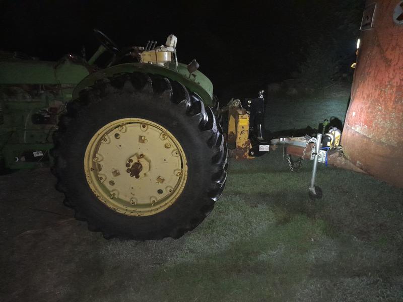 Moving stock trailer