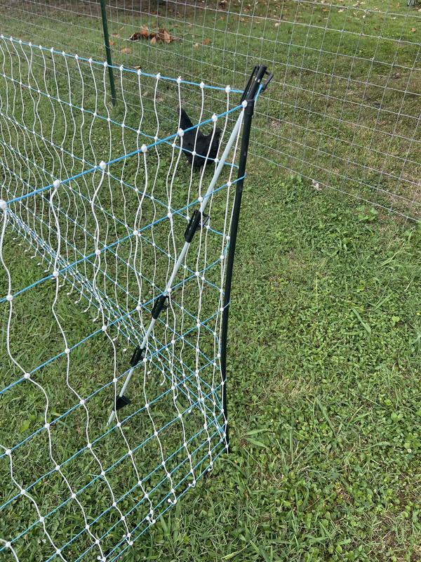 Flimsy pvc requires support to keep fence from drooping.
