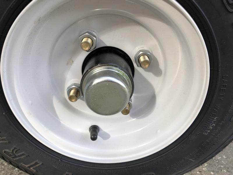 New hub with new tire and wheel, and I'm ready to roll!