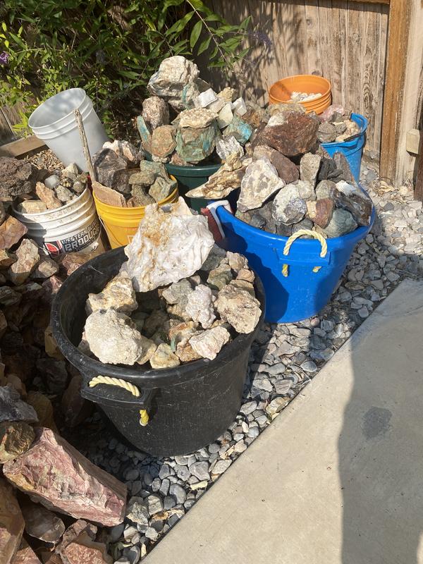 Organizing rock collections