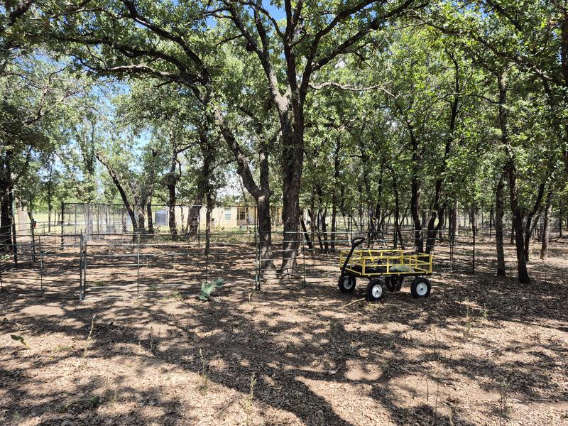 I use this cart to haul tools from shed to work site, pick up packages from the front gate, and haul trash out.