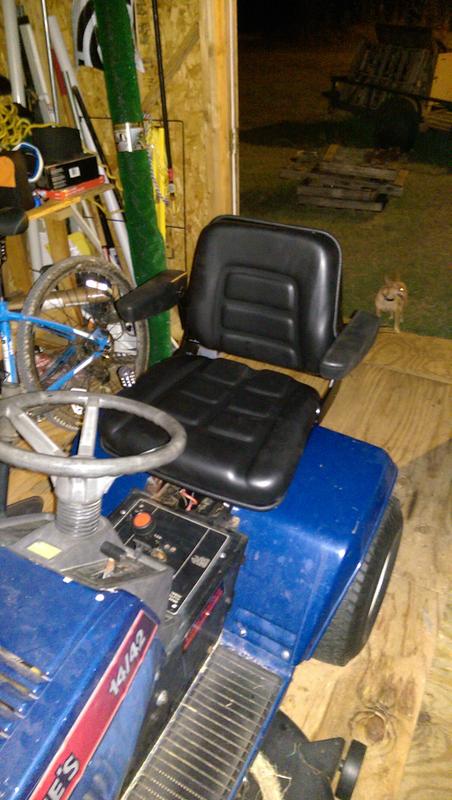 42" cut ridding mower with zero turn seat