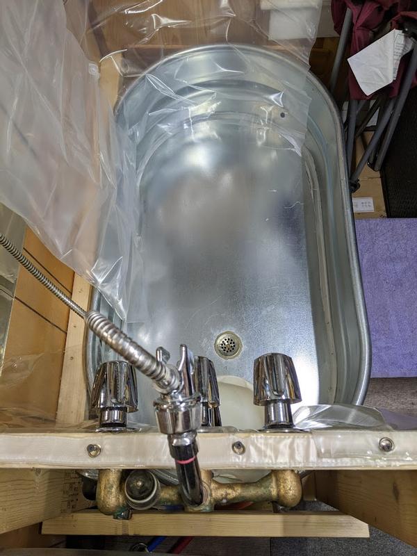 The 24x48x12" 40 gallon in 2025