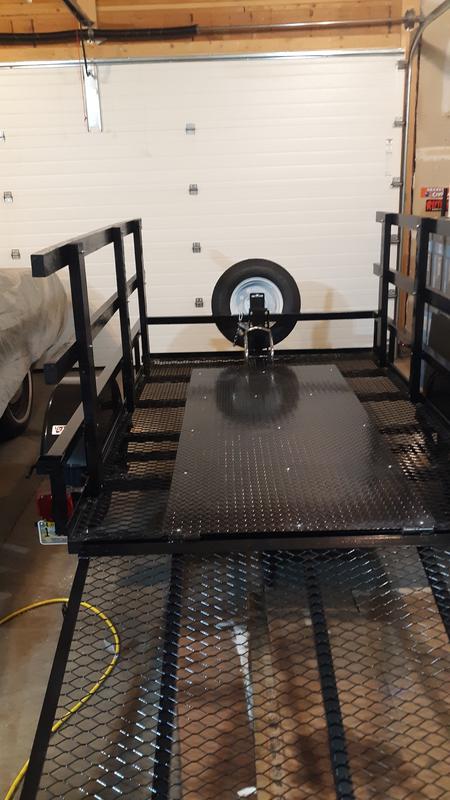 Easy mount spare tire.