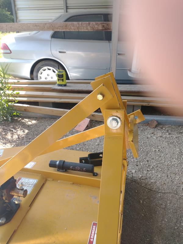 This is not a pivot plate.