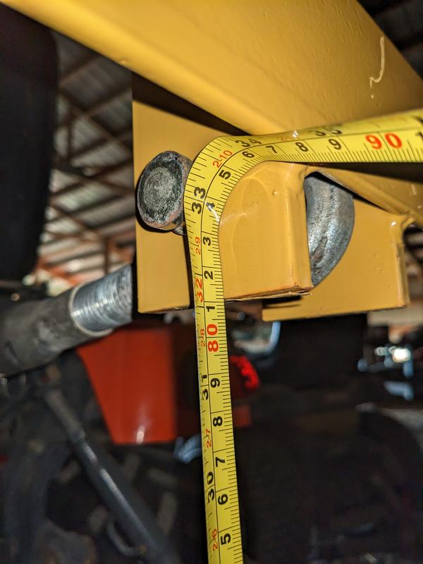 Behlen center pin 33"