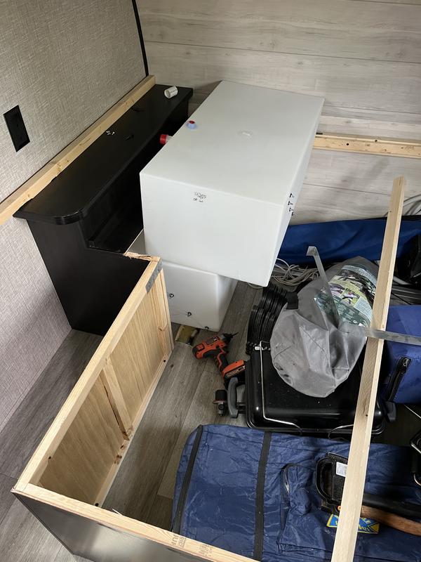 New tank installed and new 30 gallon tank on top of old 20 gallon.