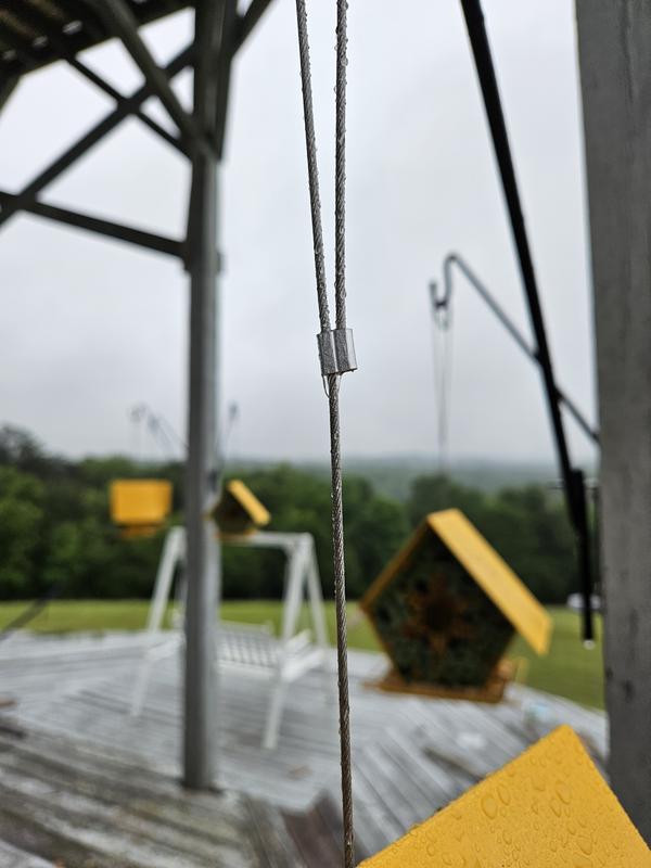 This is the tiny cable clamp that slips.