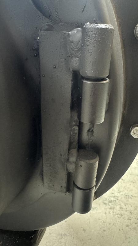 Hinge weld repair