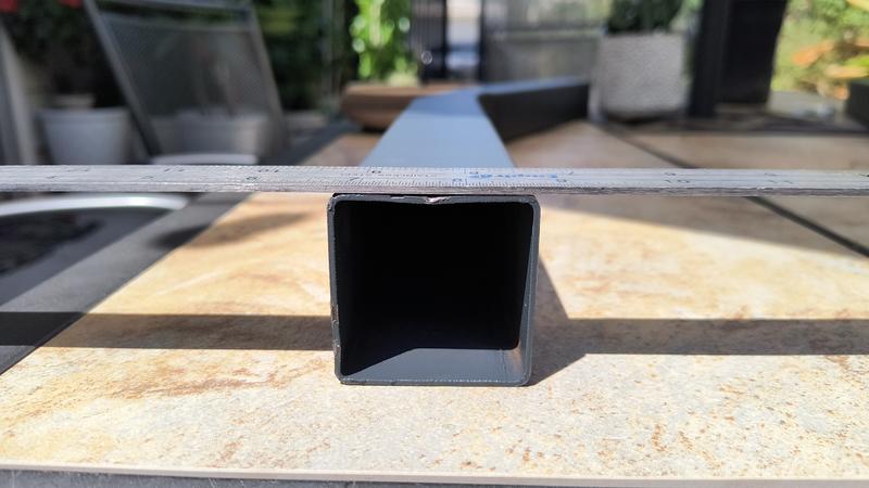 Ruler shows damaged piece