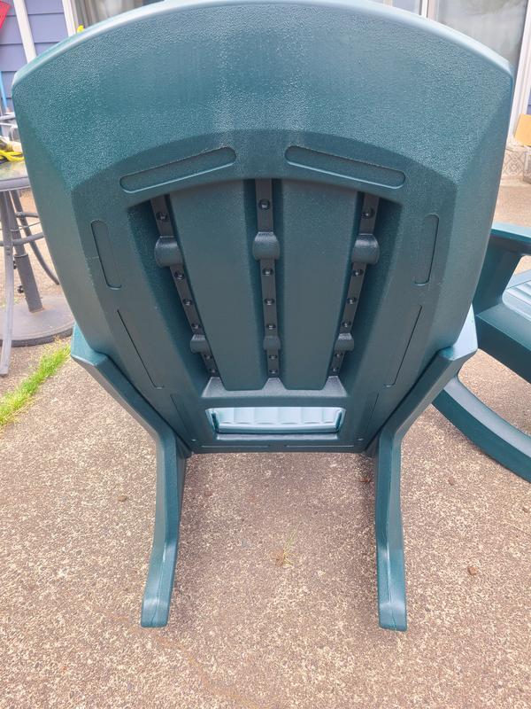 If there was A grab handle on the back would help to move the chair around