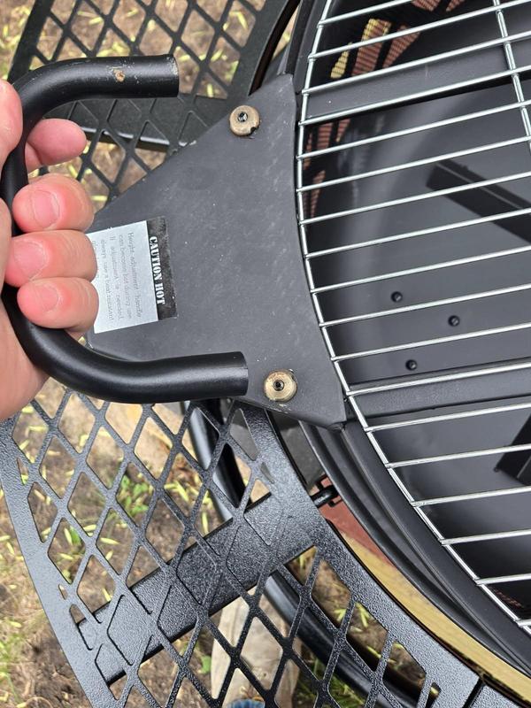 Height adjusting handle fell off when I went to set it in the ring