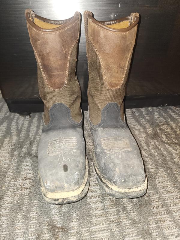 Front face of the boots and the little stich work is starting to come undone.