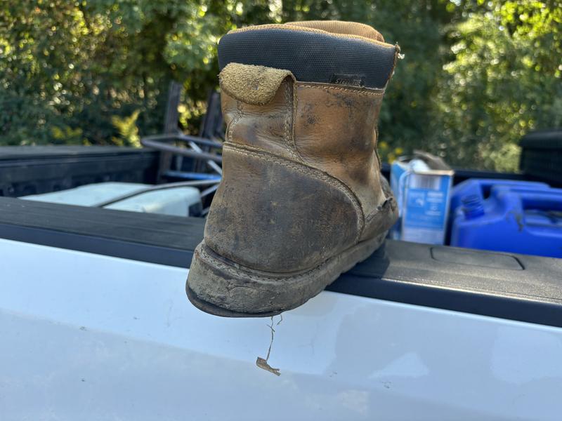 3 months old ! Called ridge cut support to and no return call